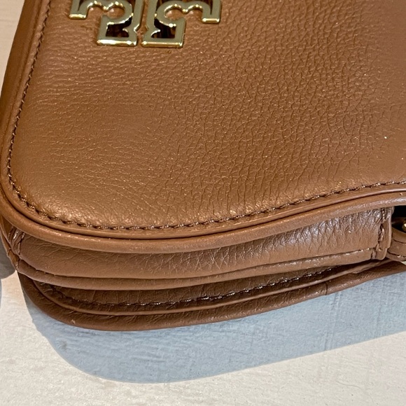Tory Burch Small Miller Crossbody - Picture 15 of 15